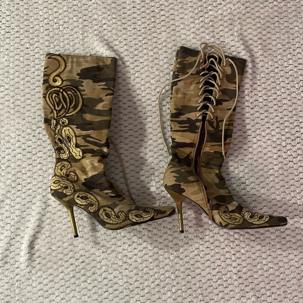 Camouflage Lace-Up Stiletto Boots